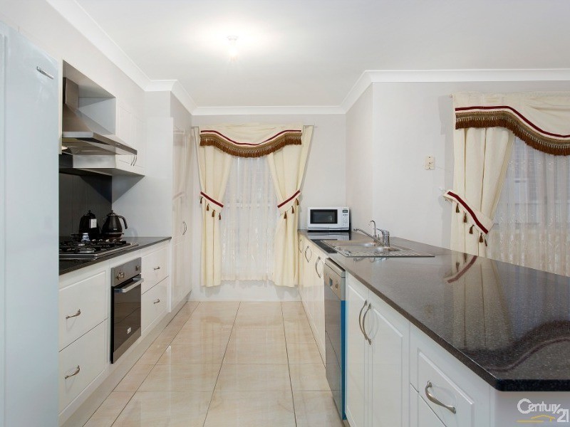 17 Lachlan Court, Kellyville Ridge NSW 2155
