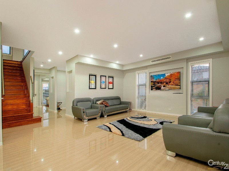 1 Lapstone Street, The Ponds NSW 2769