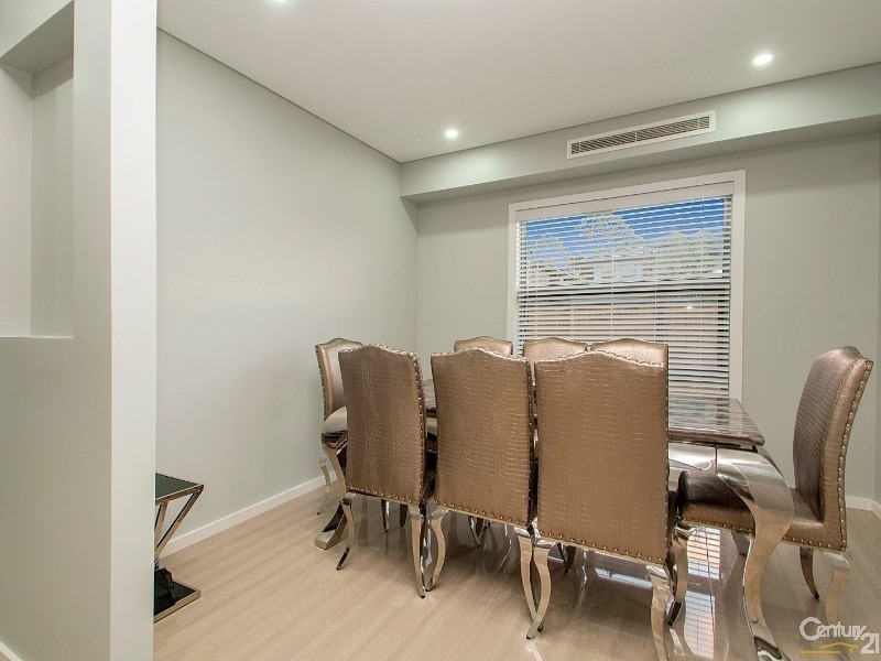 1 Lapstone Street, The Ponds NSW 2769
