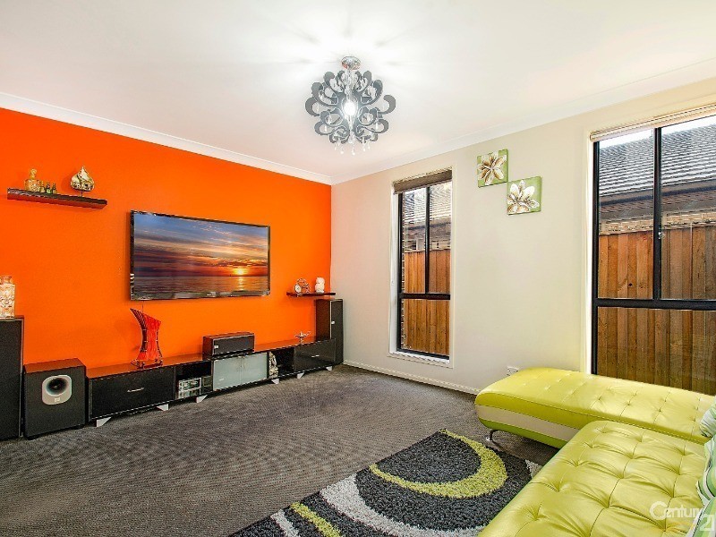 196 The Ponds Boulevard, The Ponds NSW 2769