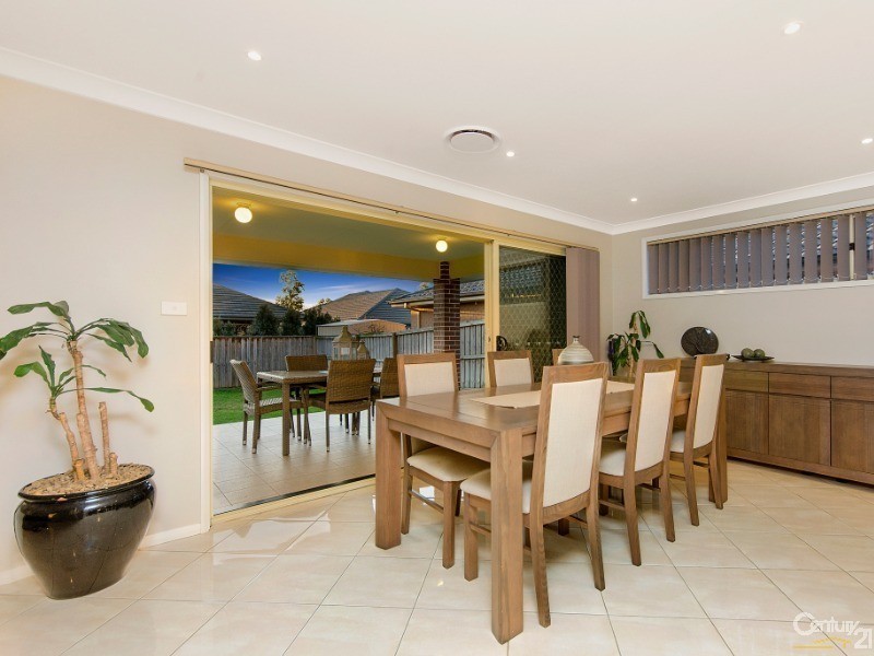 25 Pebble Crescent, The Ponds NSW 2769