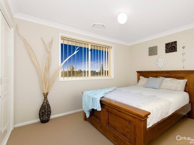 25 Pebble Crescent, The Ponds NSW 2769