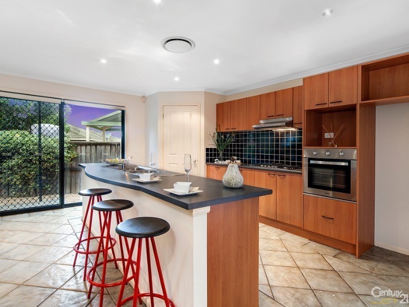 98 Phoenix Avenue, Stanhope Gardens NSW 2768