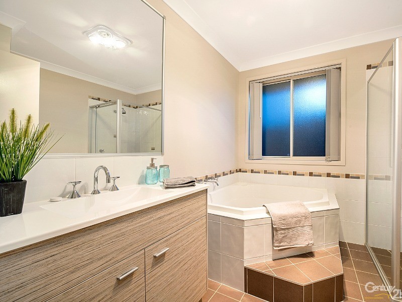 28 Lilypad Avenue, The Ponds NSW 2769