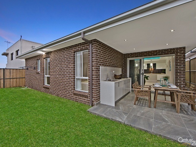 13 Centennial Drive, The Ponds NSW 2769