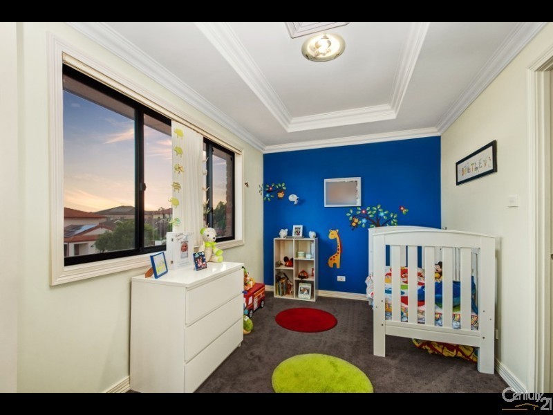 15 Tullaroan Street, Kellyville Ridge NSW 2155