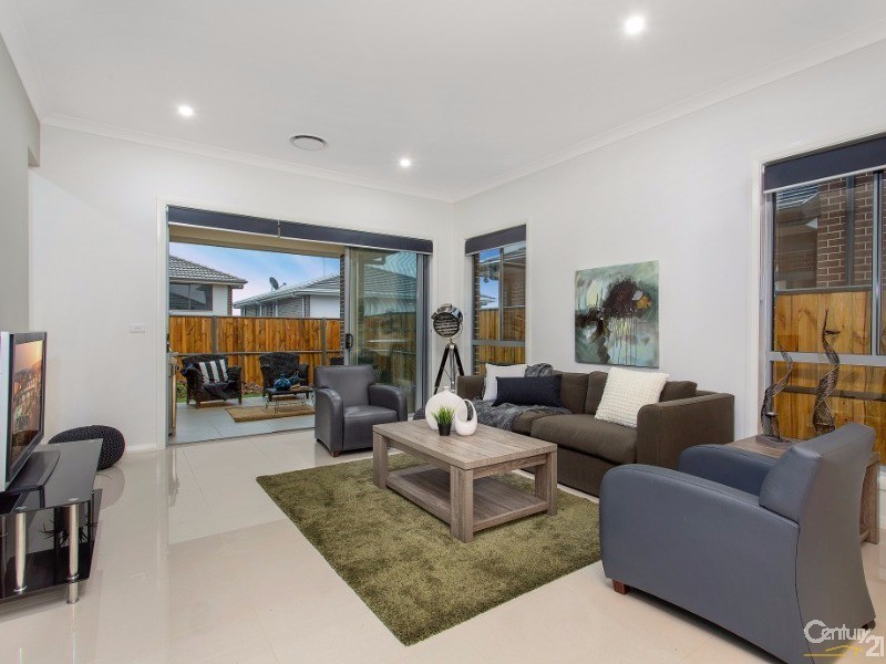 208 Ridgeline Drive, The Ponds NSW 2769