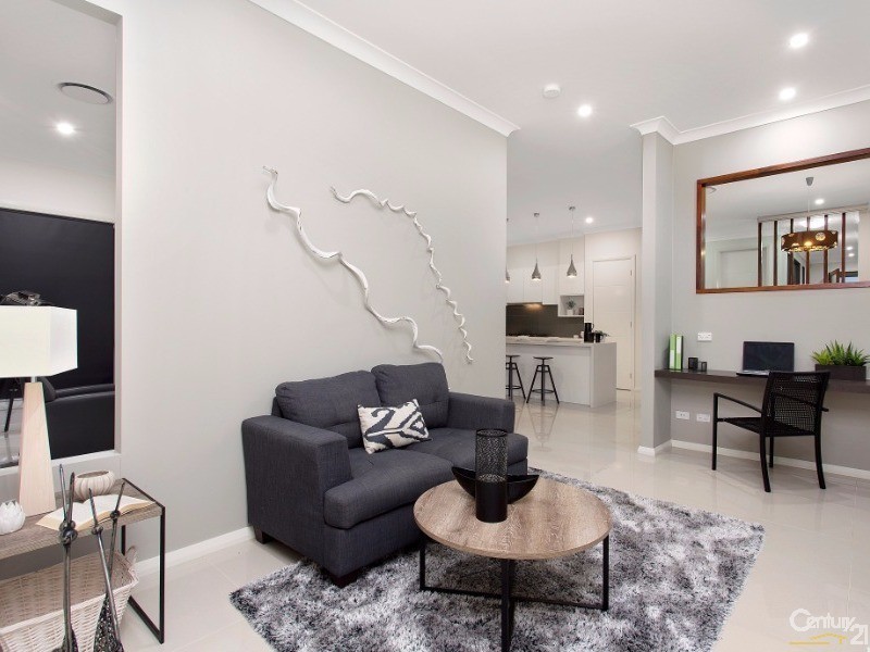 208 Ridgeline Drive, The Ponds NSW 2769