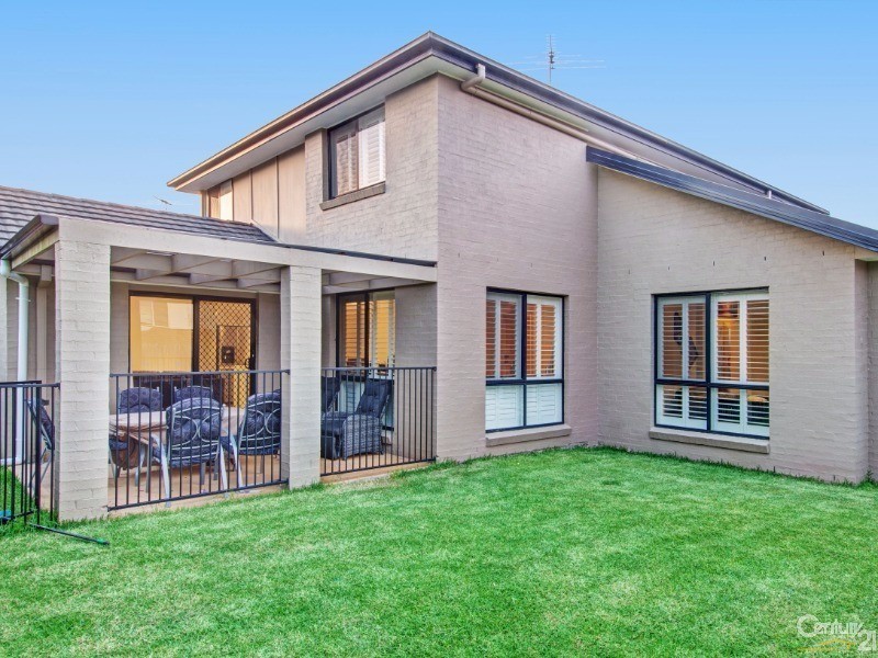 8 Hopkins Circuit, Rouse Hill NSW 2155