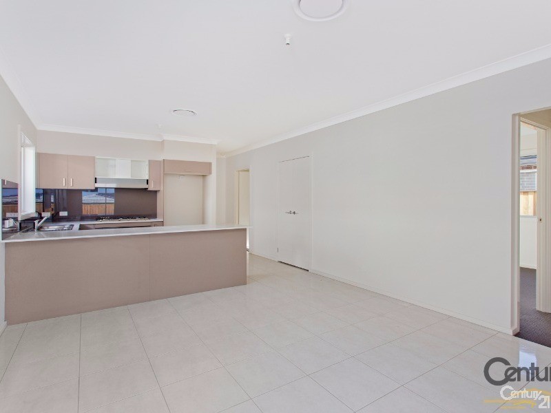 36 Summerland Crescent, Colebee NSW 2761