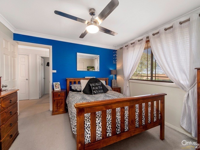 1b Forman Avenue, Glenwood NSW 2768