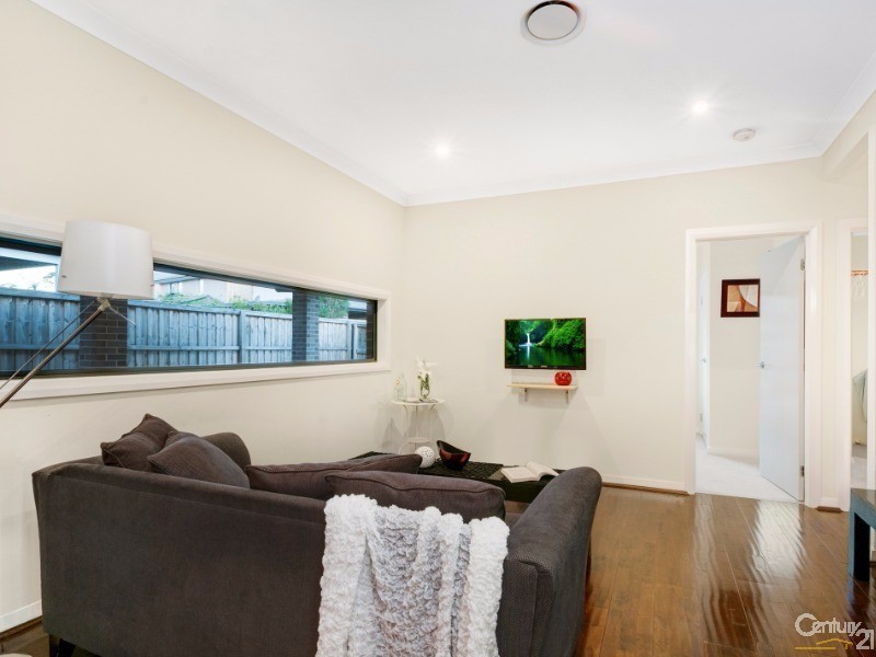 9 Greenview Parade, The Ponds NSW 2769