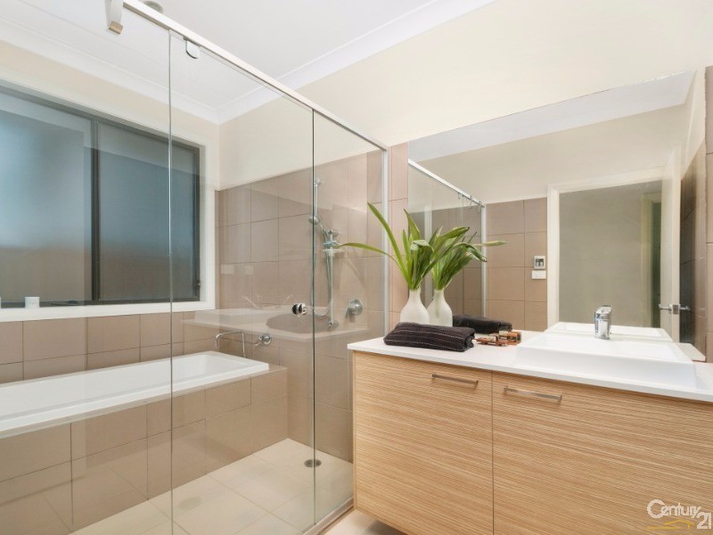 9 Greenview Parade, The Ponds NSW 2769