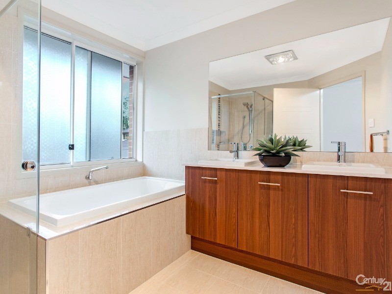 14 Ripple Crescent, The Ponds NSW 2769