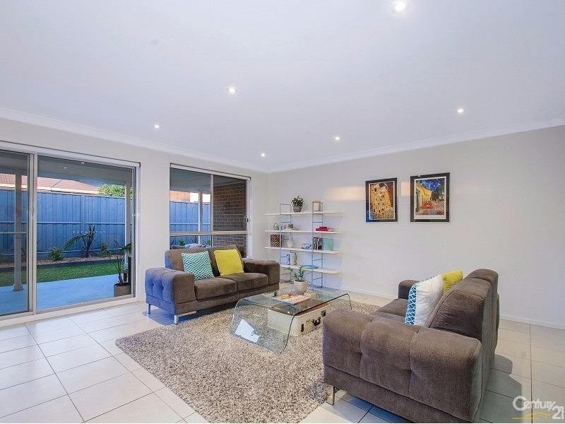 9 Sunflower Parade, The Ponds NSW 2769