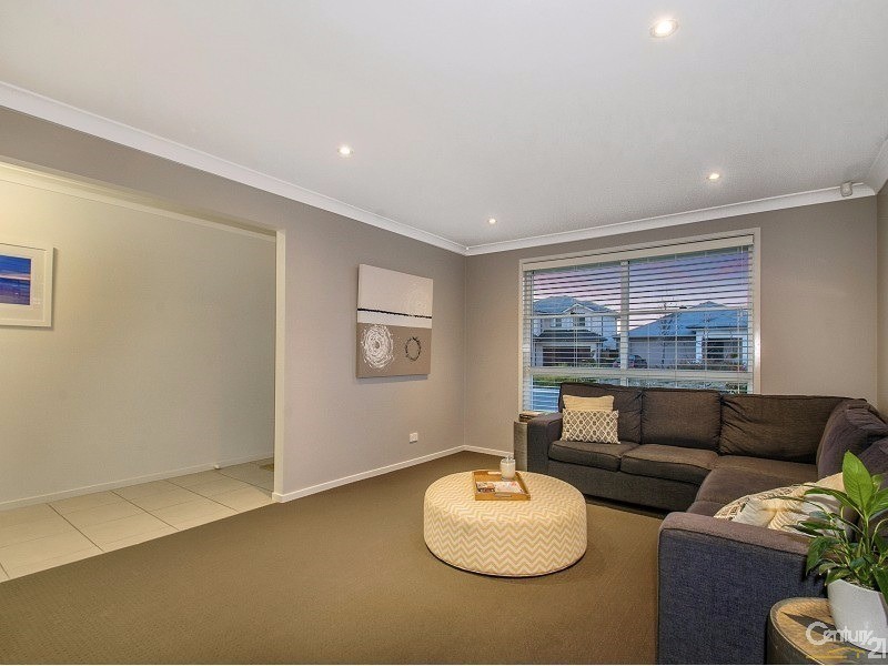 9 Sunflower Parade, The Ponds NSW 2769