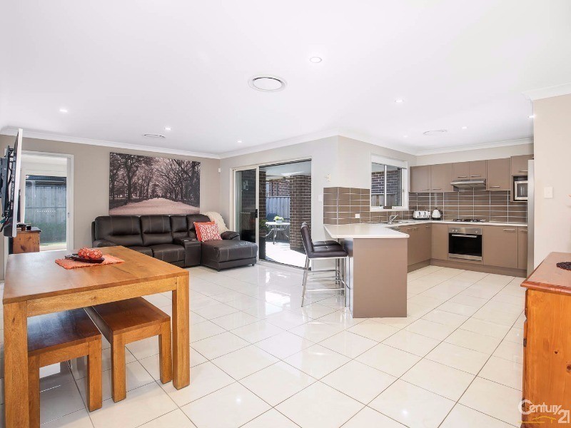 43 Turon Crescent, The Ponds NSW 2769