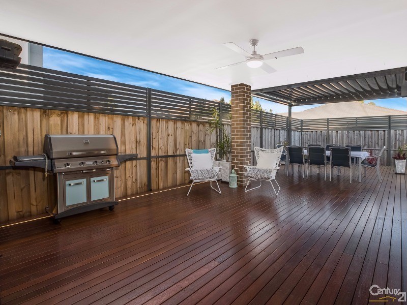 18 Waterfall Boulevard, The Ponds NSW 2769