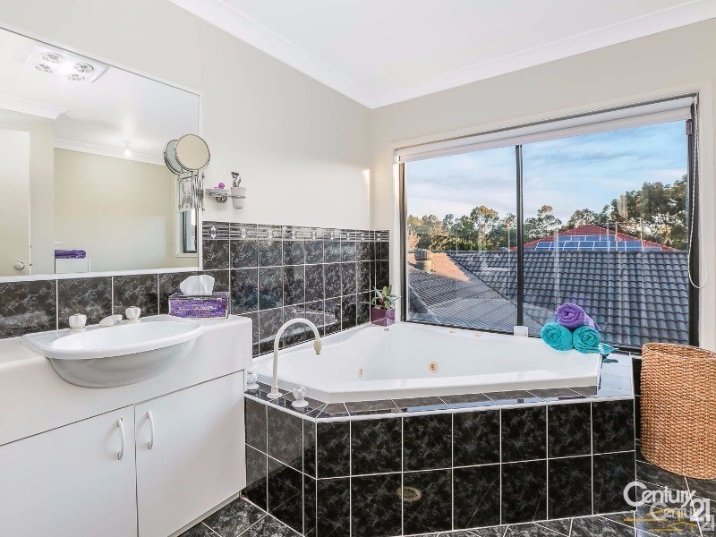 12 Dungara, Stanhope Gardens NSW 2768
