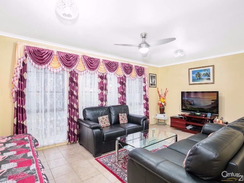 76 Quakers Road, Marayong NSW 2148