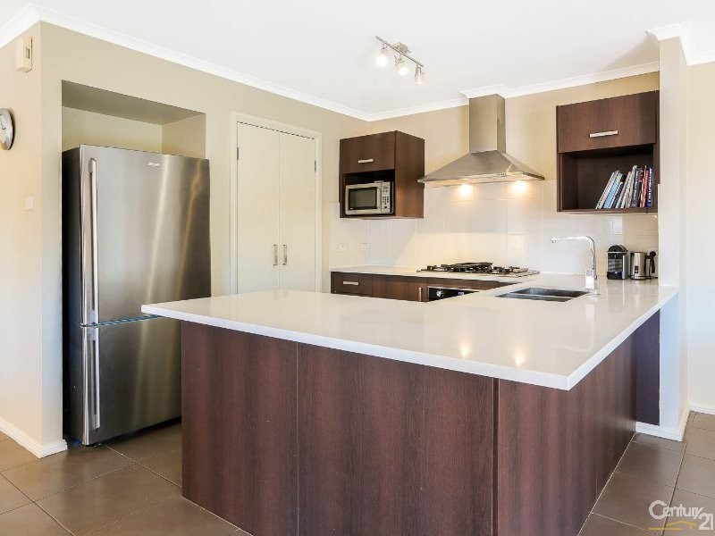 19 Pebble Crescent, The Ponds NSW 2769