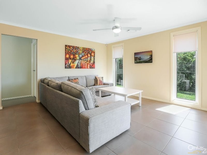 19 Pebble Crescent, The Ponds NSW 2769