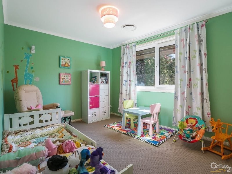 19 Pebble Crescent, The Ponds NSW 2769