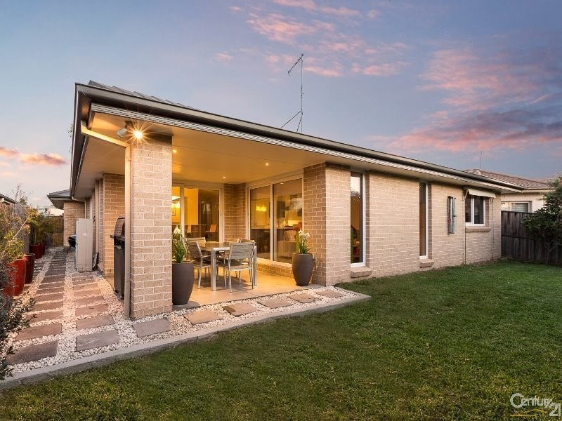 19 Pebble Crescent, The Ponds NSW 2769