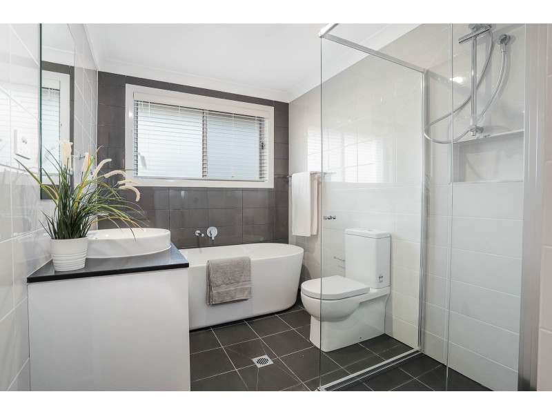 32 Beauchamp Drive, The Ponds NSW 2769