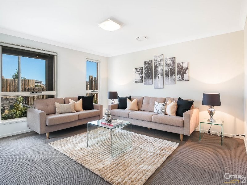 9 Wyndham Glade, The Ponds NSW 2769