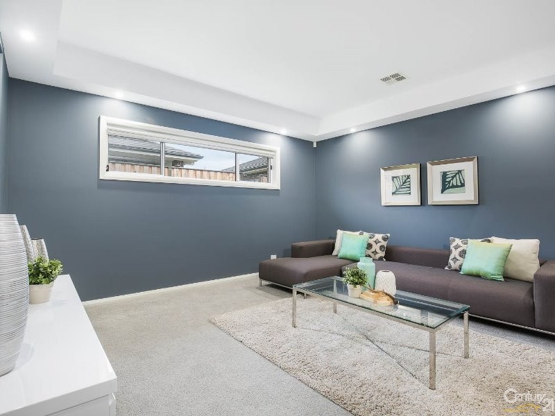24 Tomah Crescent, The Ponds NSW 2769