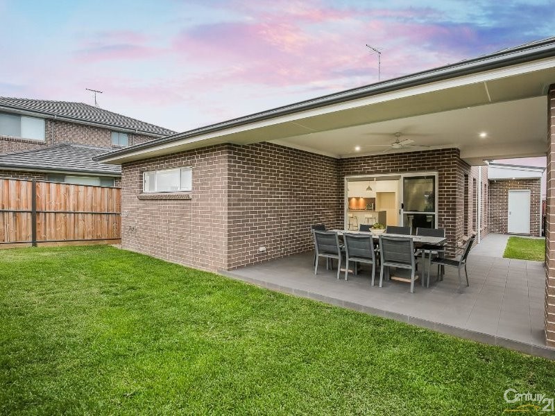 24 Tomah Crescent, The Ponds NSW 2769