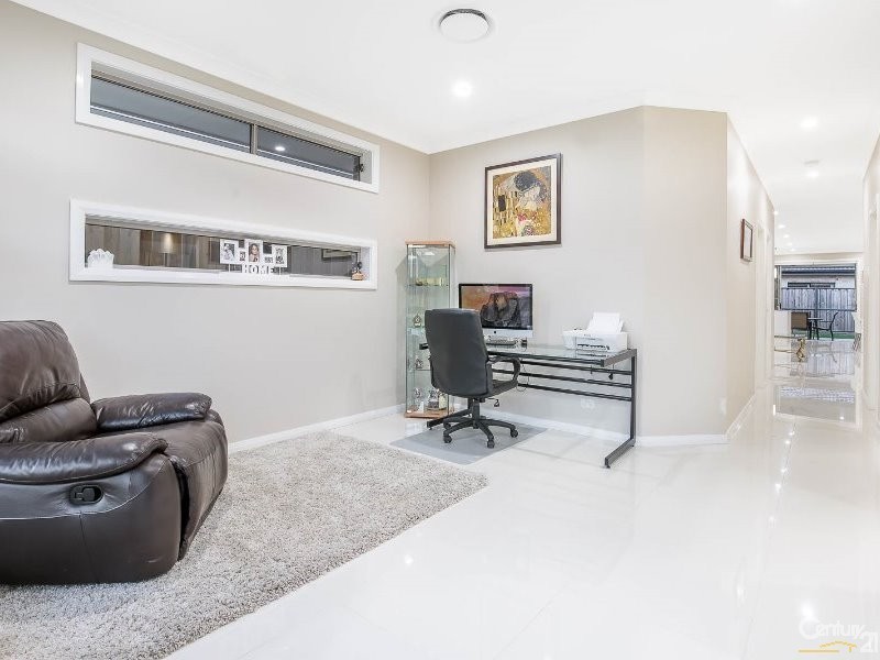 1 Fairfax Street, The Ponds NSW 2769