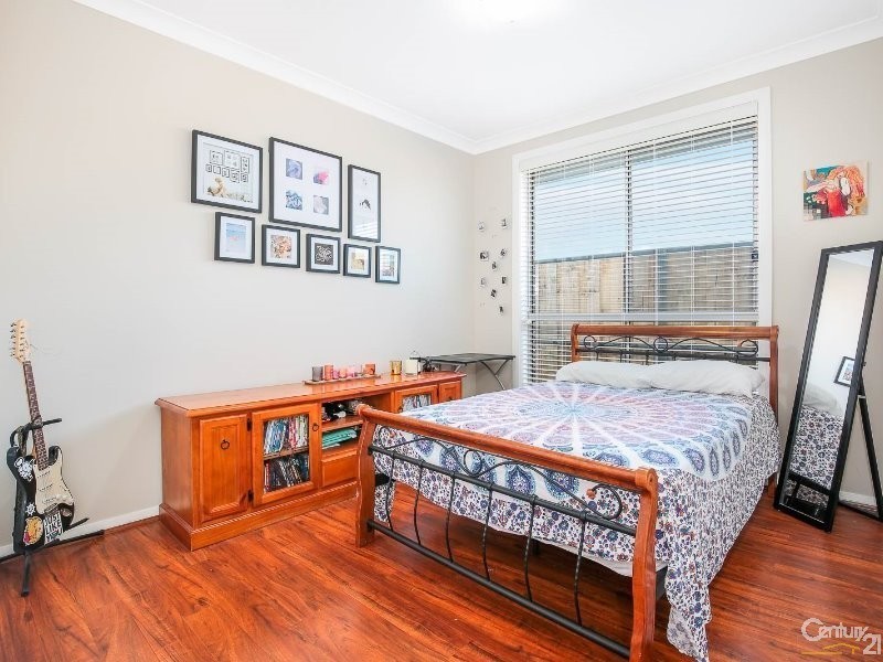 1 Fairfax Street, The Ponds NSW 2769