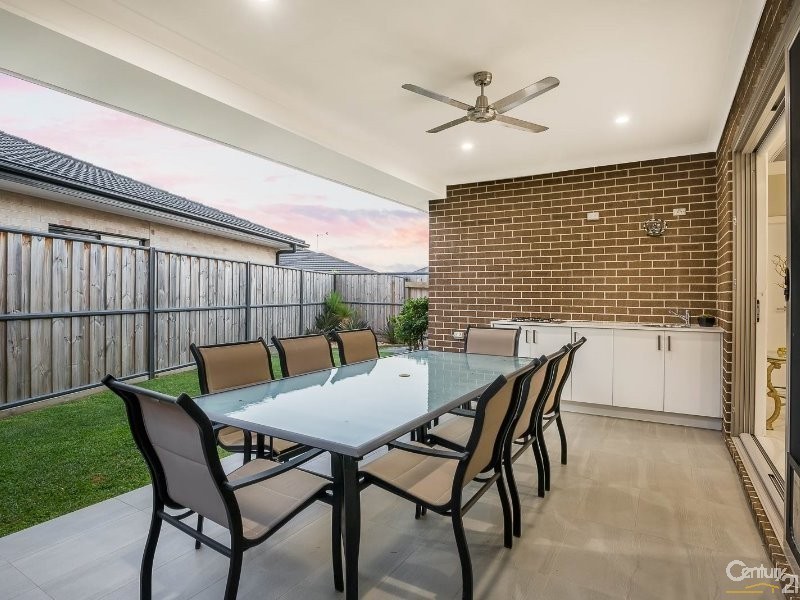 1 Fairfax Street, The Ponds NSW 2769