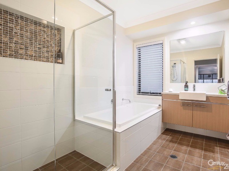 29 Meander Crescent, The Ponds NSW 2769