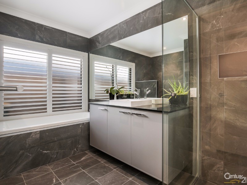 18 Coorong Road, Kellyville NSW 2155