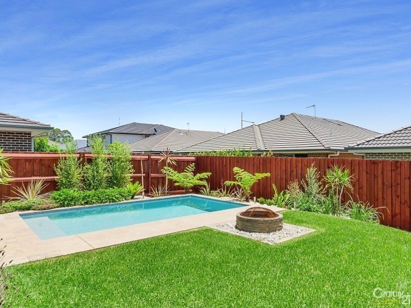 8 Eumina Street, The Ponds NSW 2769