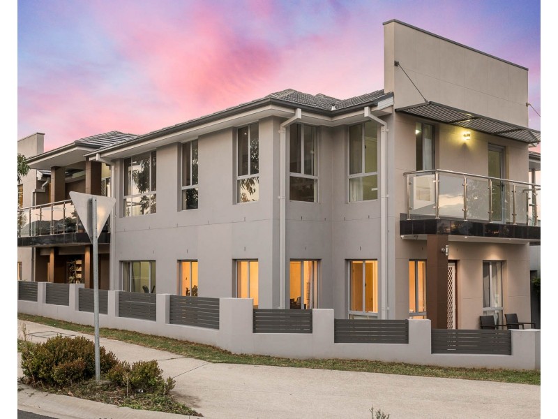 2 Barzona Street, Beaumont Hills NSW 2155