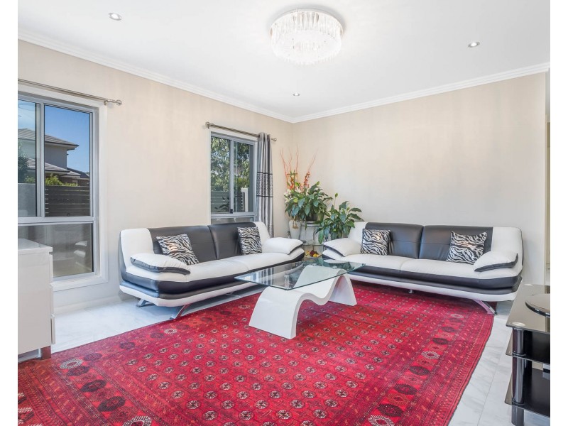 2 Barzona Street, Beaumont Hills NSW 2155