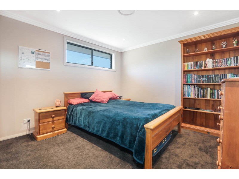 42 Bridgewood Drive, Beaumont Hills NSW 2155