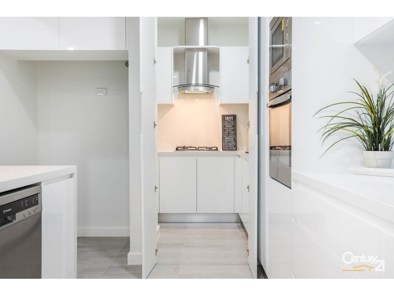 64 McMillian Circuit, Kellyville NSW 2155