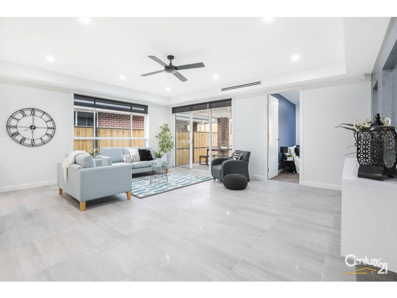 64 McMillian Circuit, Kellyville NSW 2155