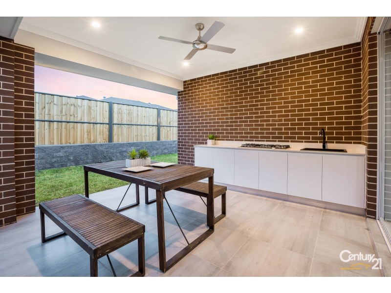 64 McMillian Circuit, Kellyville NSW 2155