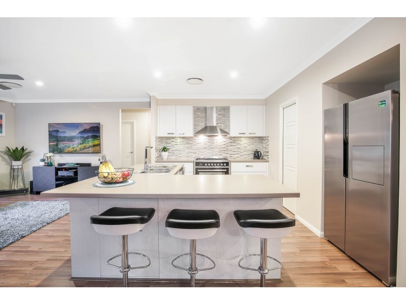 13 Rainbow Court, Kellyville Ridge NSW 2155