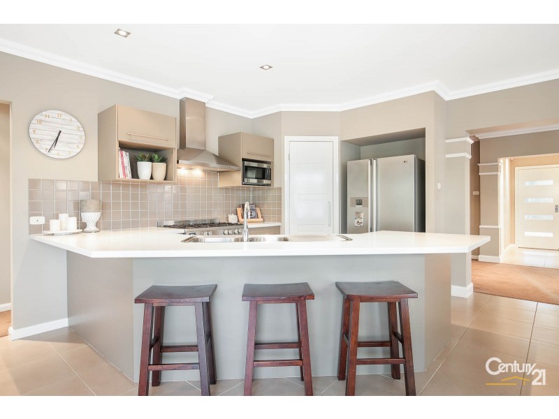 8 Mungerie Road, Beaumont Hills NSW 2155