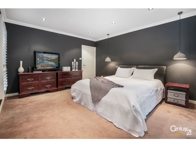 8 Mungerie Road, Beaumont Hills NSW 2155