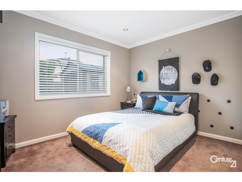 8 Mungerie Road, Beaumont Hills NSW 2155