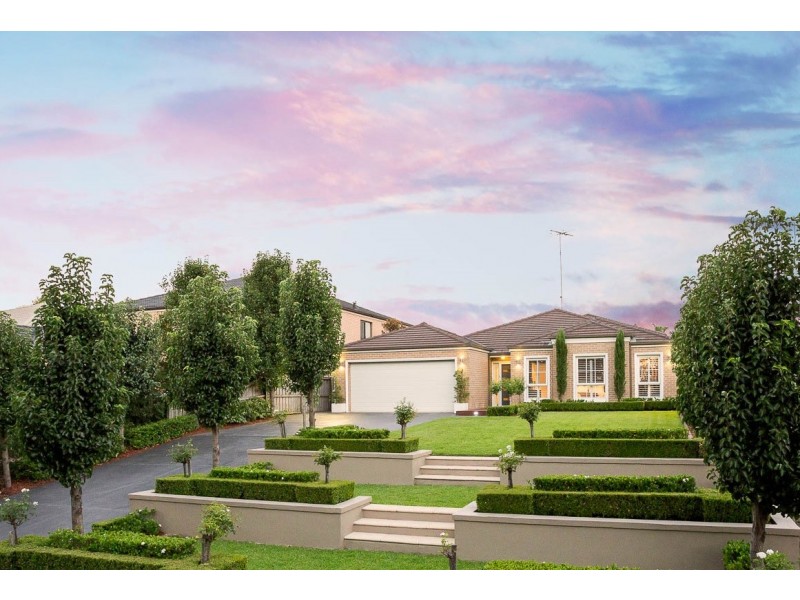 8 Mungerie Road, Beaumont Hills NSW 2155