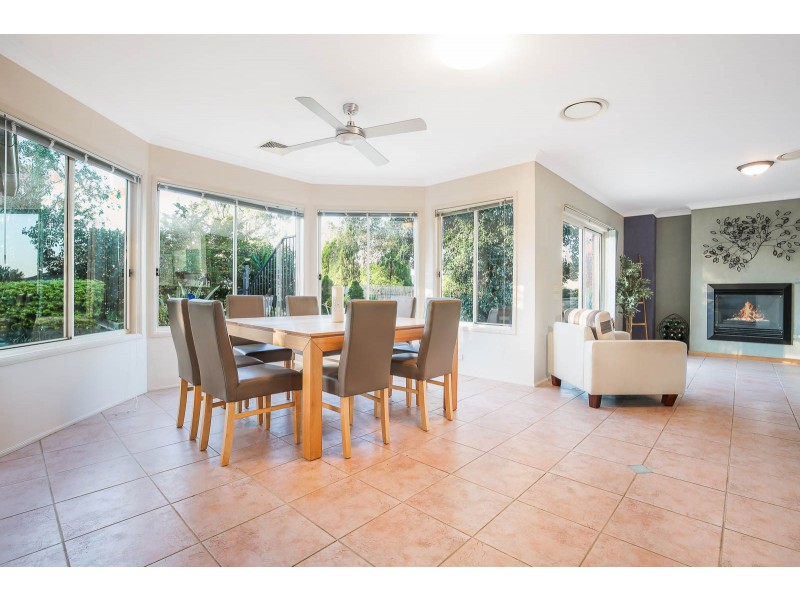12 Brampton Drive, Beaumont Hills NSW 2155